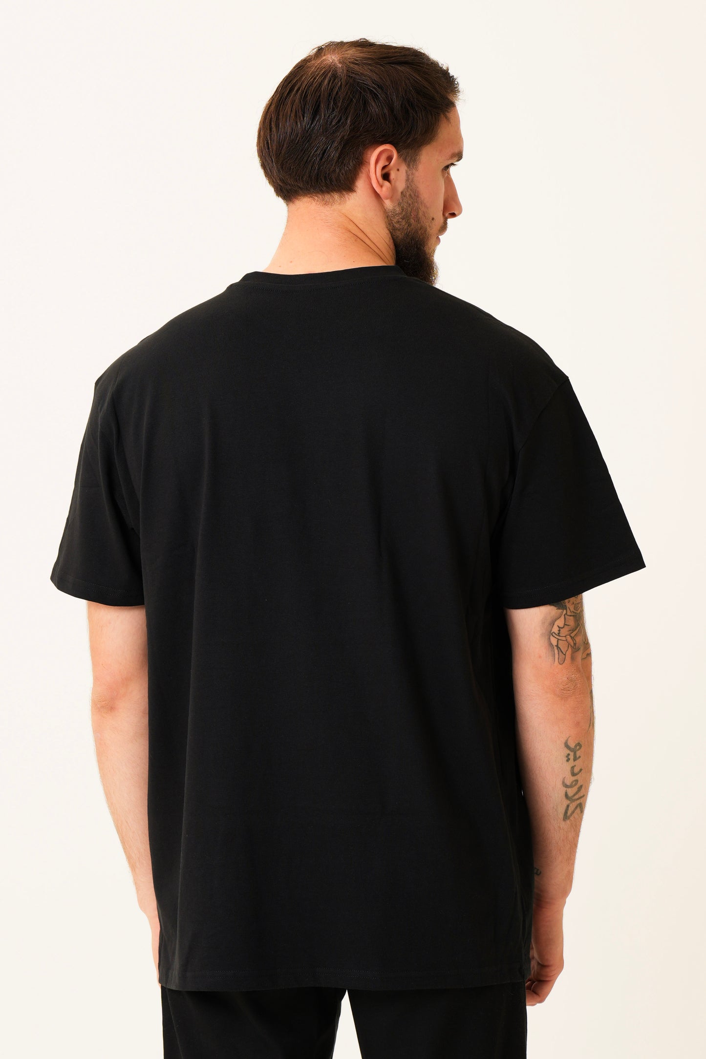 REBEL INSTINCT Oversized Tee