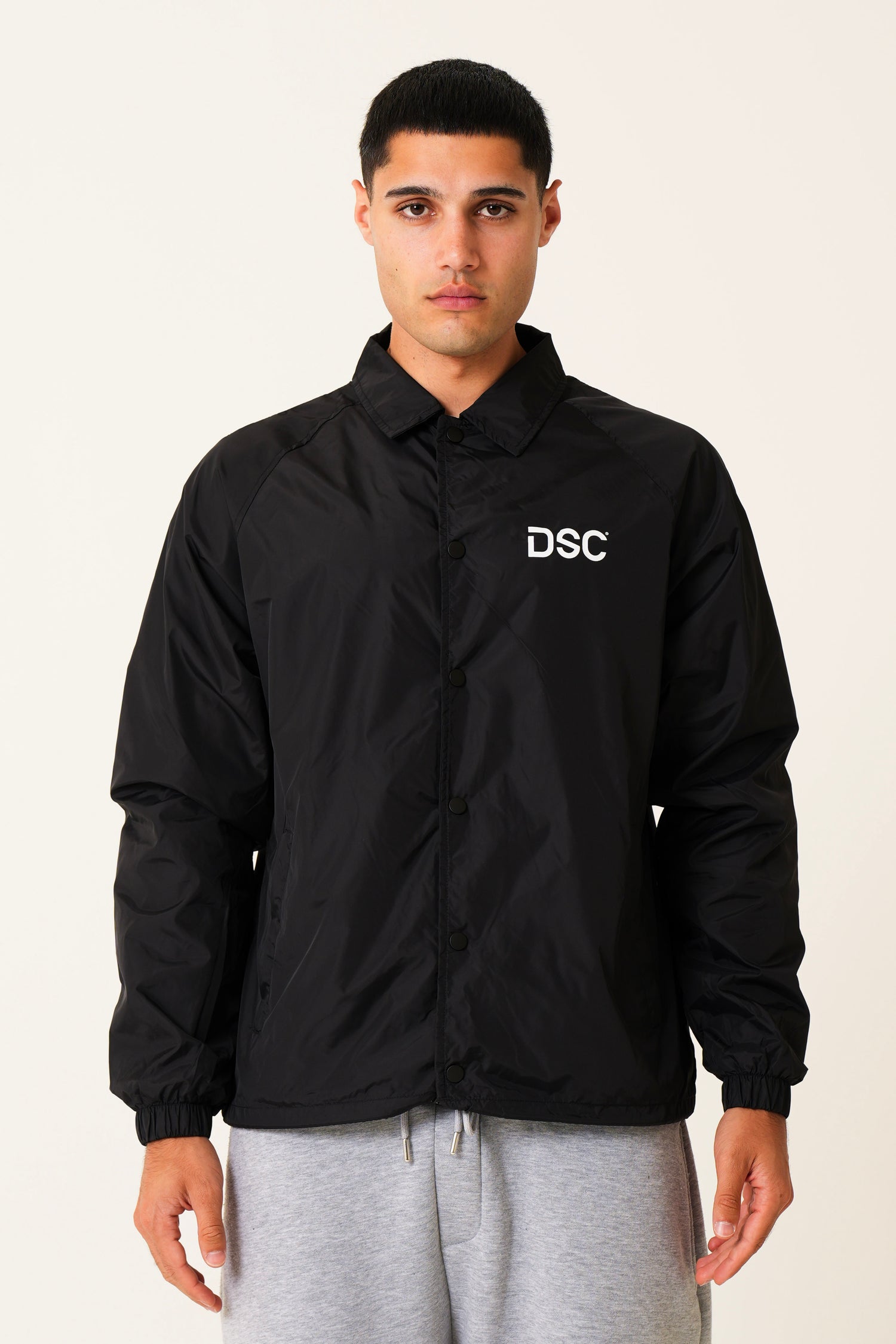 Übergangsjacke von Dasource in schwarz 